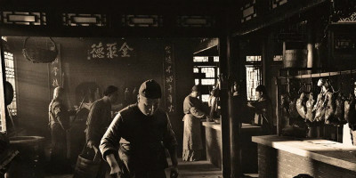 全聚德業(yè)績(jī)低迷、主動(dòng)降價(jià)，老字號(hào)只剩“老”了嗎？
